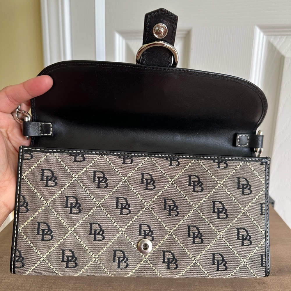 Dooney & Bourke Signature Mini Bag Or Wrislet Or … - image 6